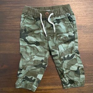 Baby GAP camo pants
